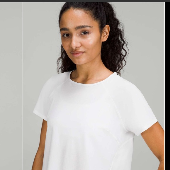 Pristine Lululemon Lightweight Stretch Running Short Sleeve shirt White size - Picture 5 of 10
